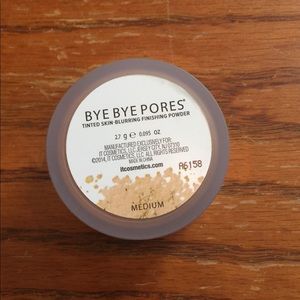 It Cosmetics Bye Bye Pores Finishing Powder